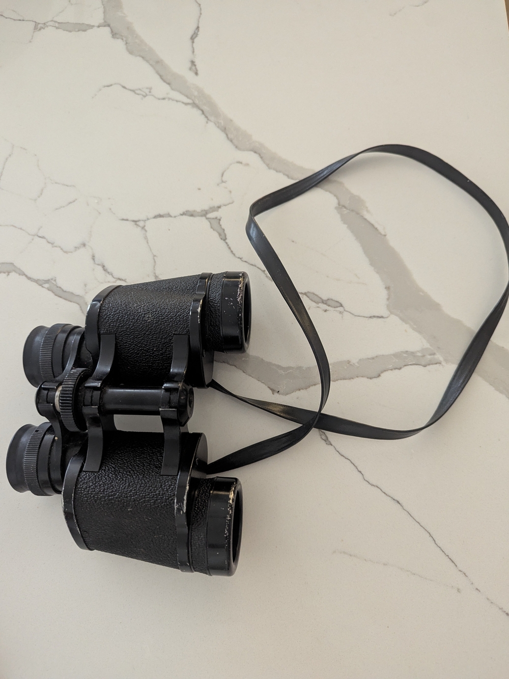 Discovery Vintage 7x35 Wide Angle Black Compact Binoculars with Neck Strap